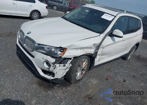 2016 BMW X3 xDrive28I z USA, uszkodzony, nr VIN 5UXWX9C52G0D81458